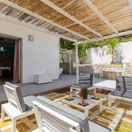 Holiday home Casa Vico Manzoni By Barbarhouse Castro (Lecce)