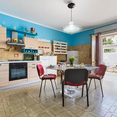 Casa Vico Manzoni By Barbarhouse Hébergement de vacances Castro (Lecce)