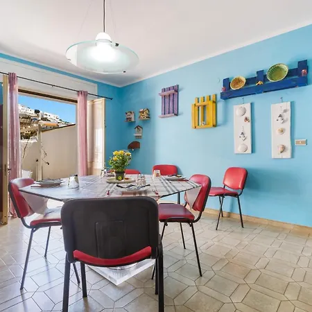 Casa Vico Manzoni By Barbarhouse Castro (Lecce)
